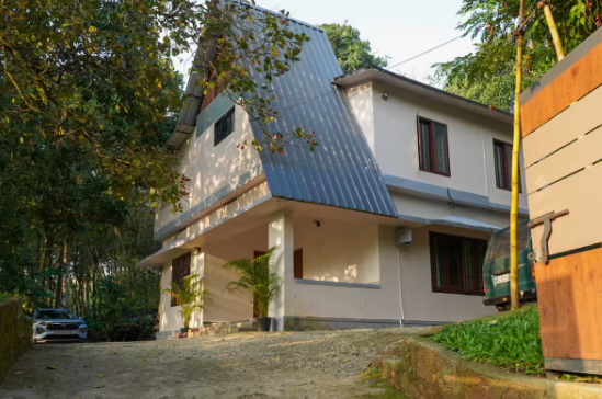 Serene Getaway in Wayanad – Cozy 2-Bedro x Solis Nature