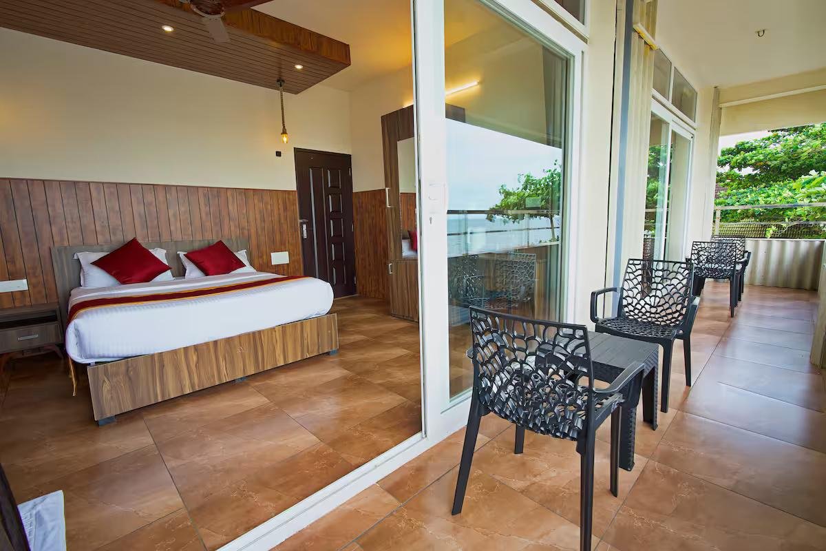 The Cabana Beachfront Villa x Solis Nature