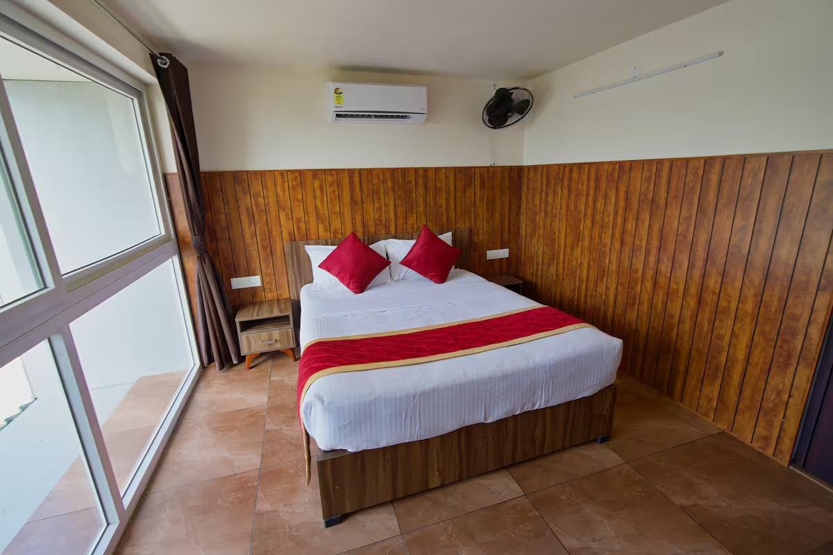 The Cabana Beachfront Villa x Solis Nature