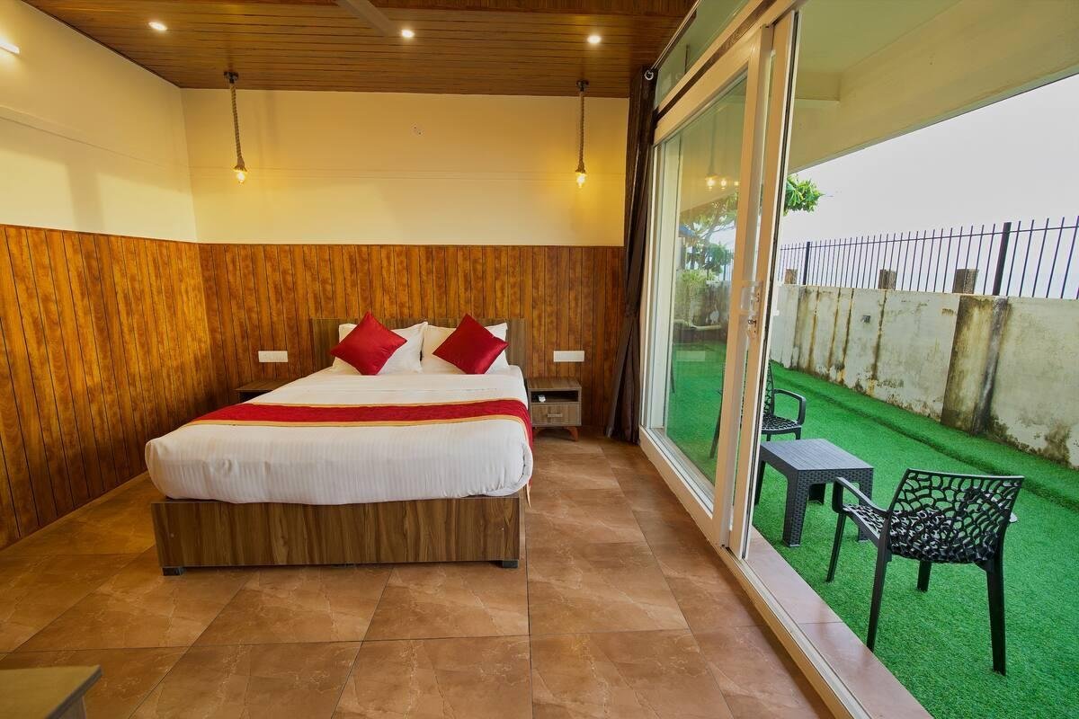 The Cabana Beachfront Villa x Solis Nature