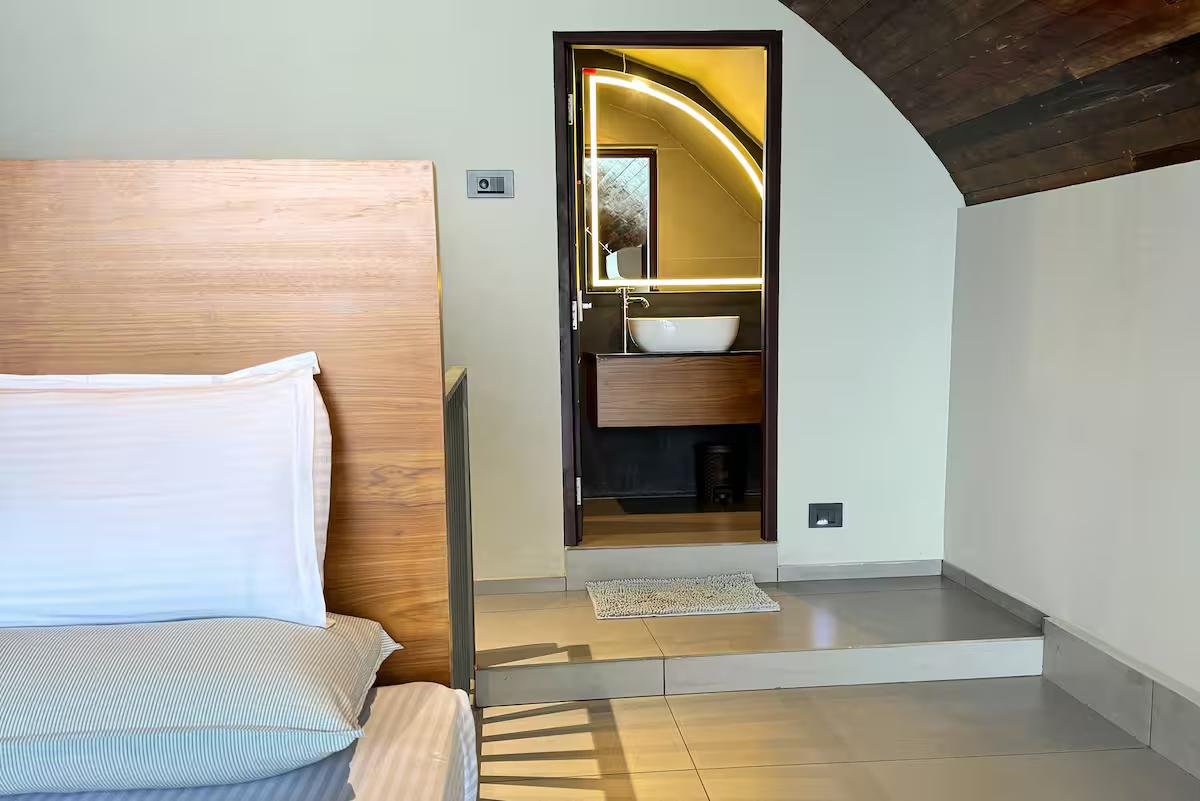 Tira Beach Resort - Wave A x Solis Nature