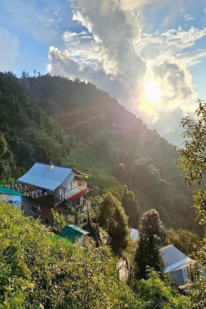 Moksham Himalayan campsite x Solis Nature