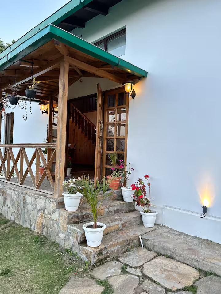 Cosy Cottage with 5 Star Views x Solis Nature