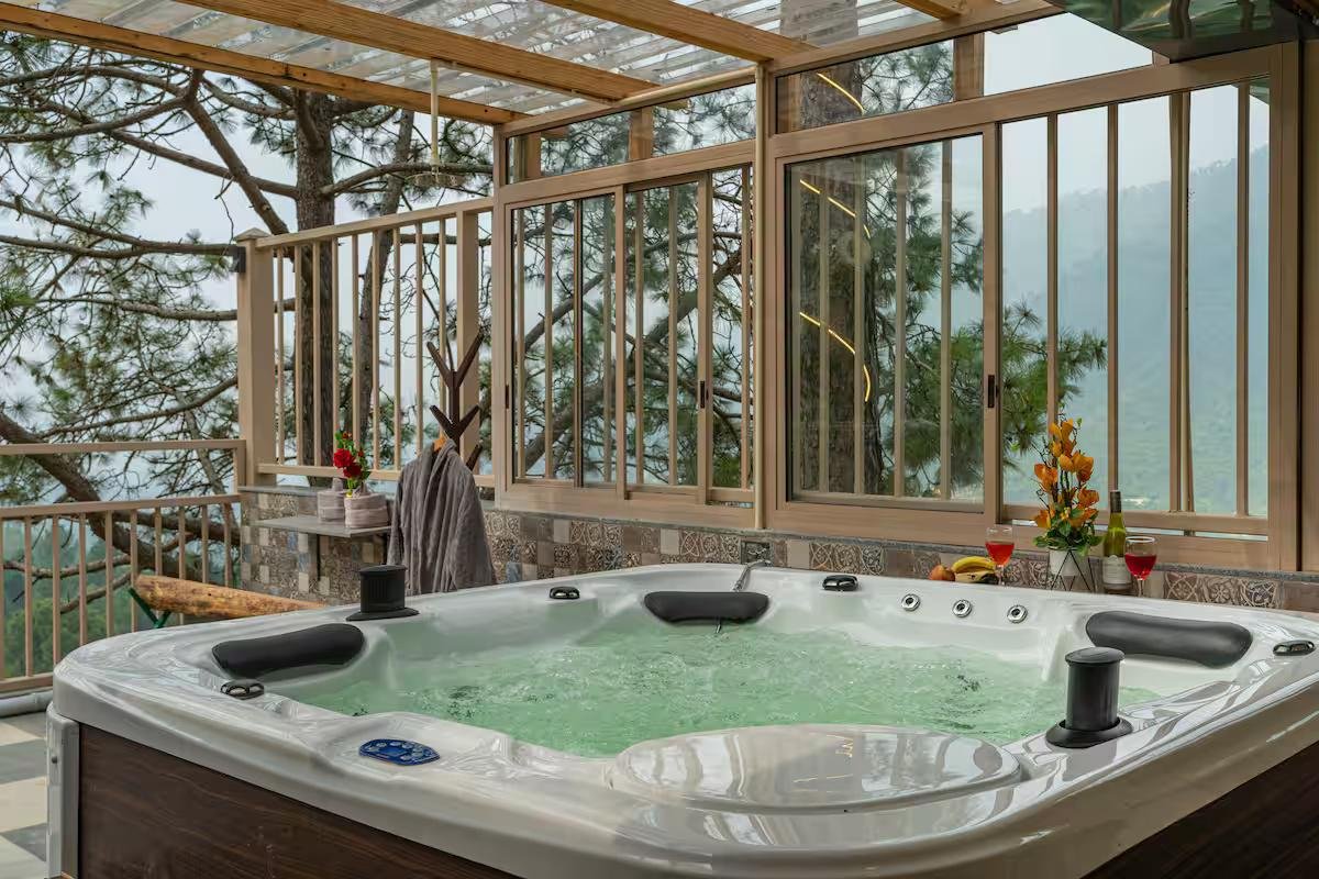 Luxe Villa with Pool & more near Kasauli x Solis Nature