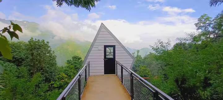 Sky Cabin at Naukuchiatal x Solis Nature
