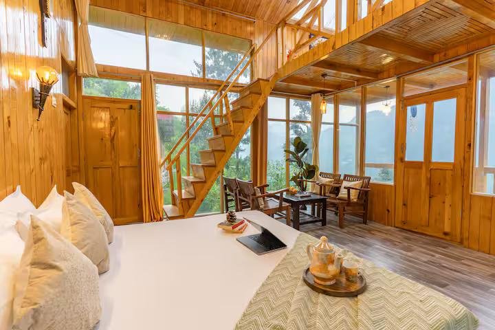 Evergreen Escape with Hot Tub x Solis Nature