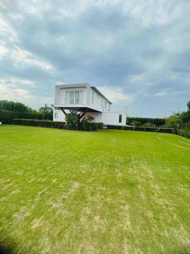 Tara Riverside Farm! Poolside Getaway in x Solis Nature