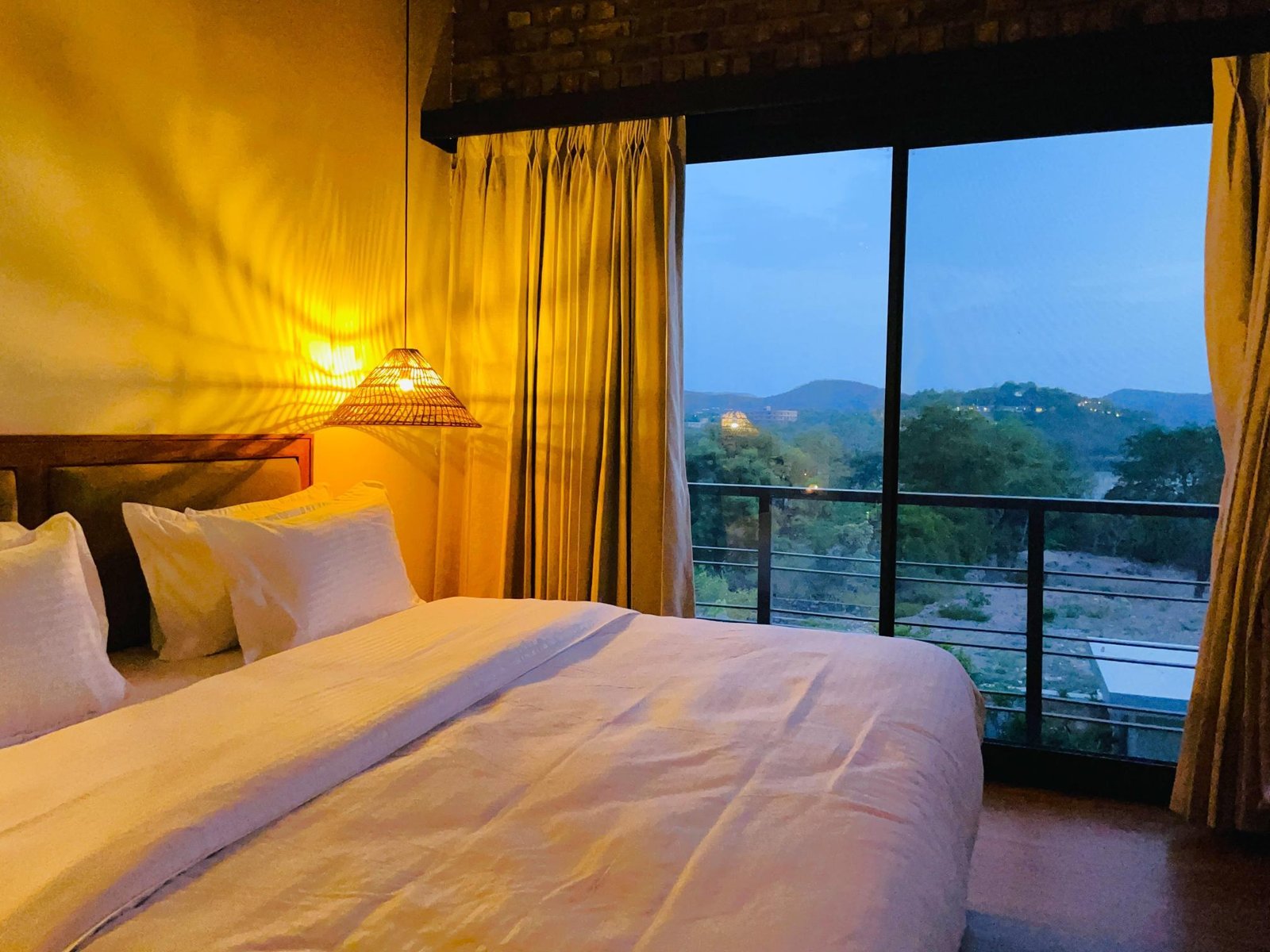2BHK Lake Villa 01 Udaipur x Solis Nature