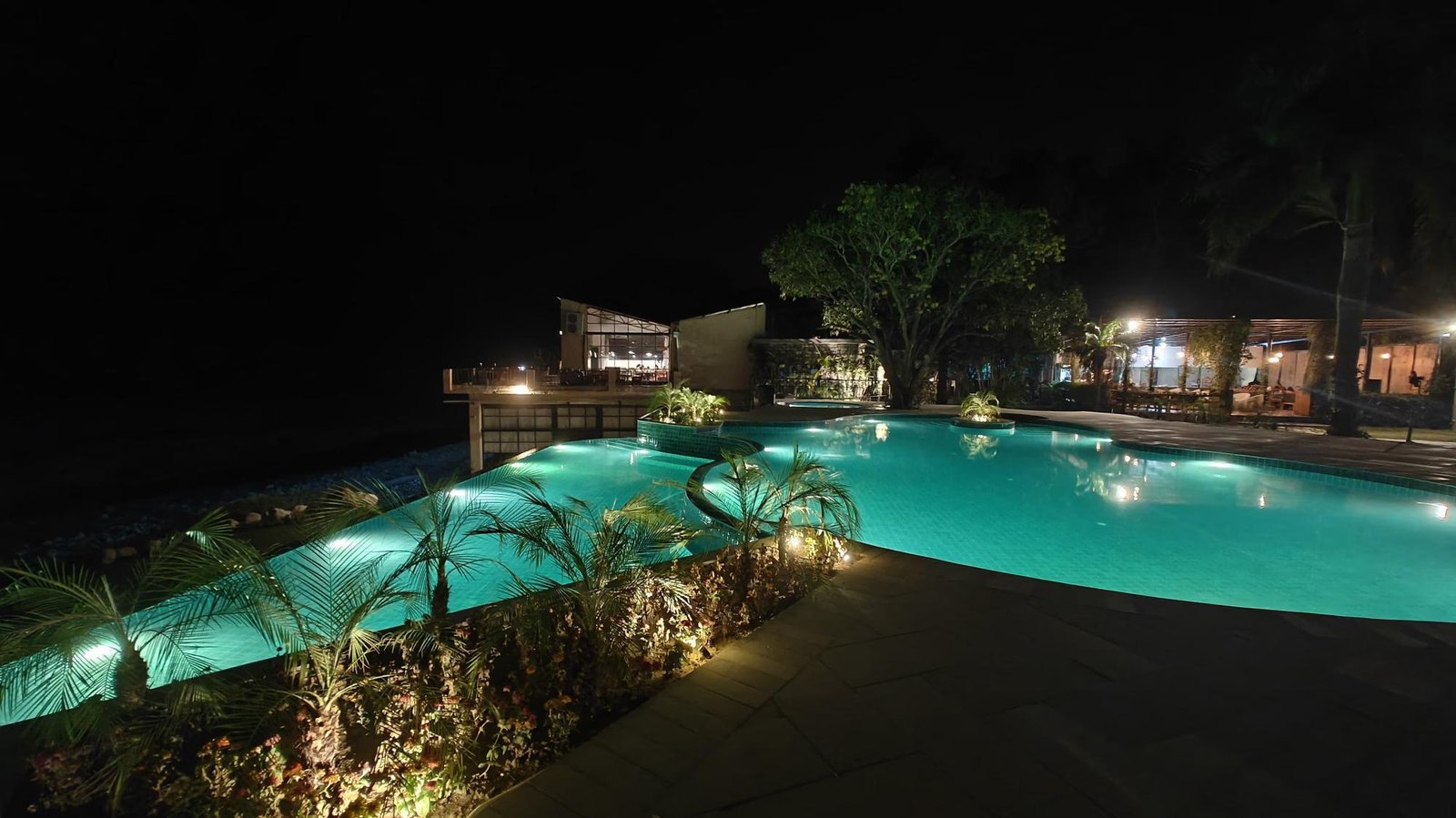 Maharani Deluxe Room, Jim Corbett x Solis Nature