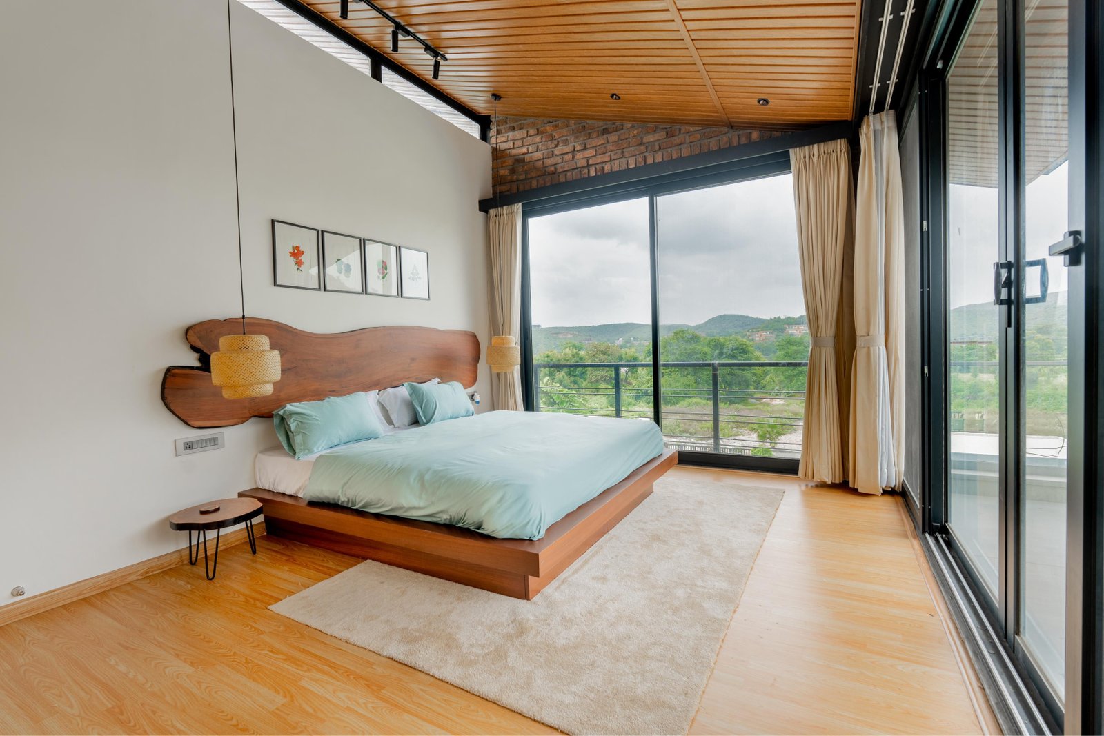 Luxury lake Side Villa In Udaipur x Solis Nature